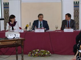 Juan Ignacio Zoido, con Brigitte Colin y Christopher Lalande, en la apertura del Seminario