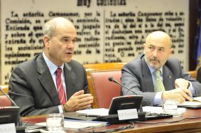 Manuel Chaves, junto al Presidente de la Comisión, Francisco Losada, Alcalde de A Coruña